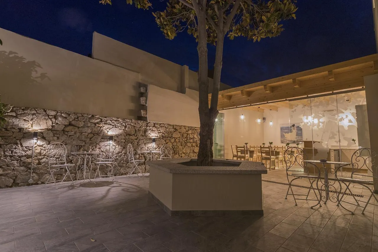 Les Suites Magnolia Olbia