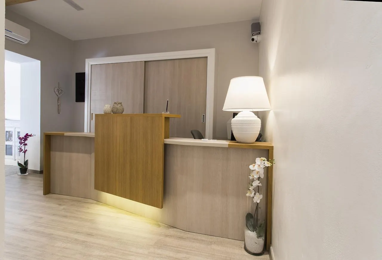 Les Suites Magnolia Olbia 4*,